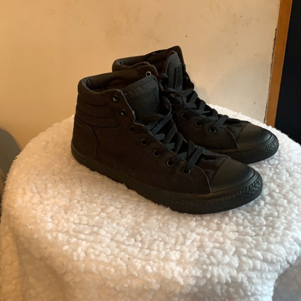 Canvas Converse